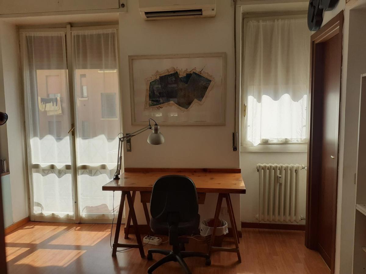 Camera A Milano Zona Nolo Cimiano Apartment Bagian luar foto