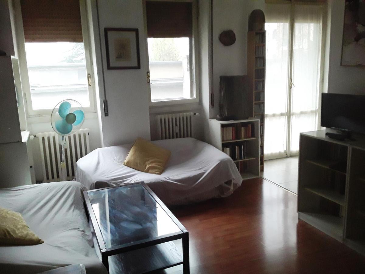 Camera A Milano Zona Nolo Cimiano Apartment Bagian luar foto